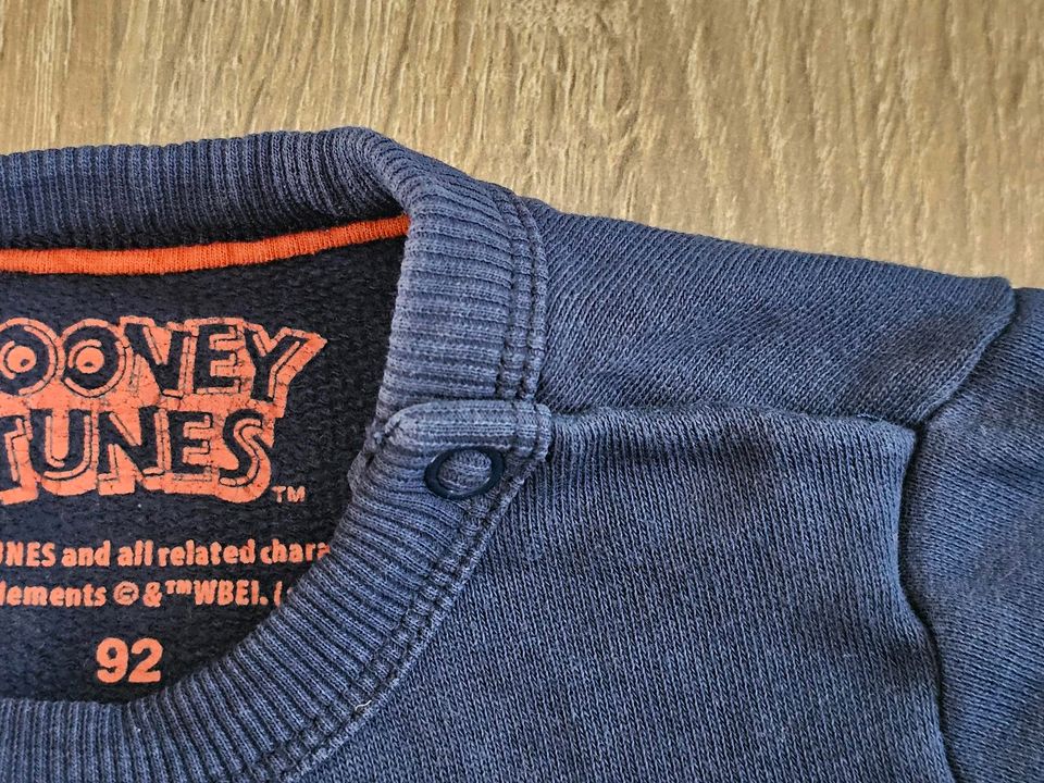 Looney Tunes Pullover Gr 92 navyblau top Zustand in Gaimersheim