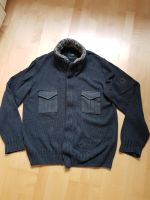 Bugatti Strickjacke neuwertig Gr. XL  Jacke Fellkragen Nordrhein-Westfalen - Iserlohn Vorschau