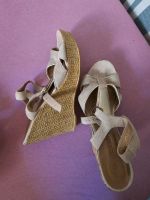 Yessica Schuhe gr 39 Keilabsatz Sandalen Nordrhein-Westfalen - Mönchengladbach Vorschau