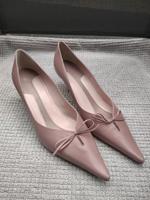 Pumps Hugo Boss, lila aus Leder , neu. Gr 38,5 Rheinland-Pfalz - Roxheim Vorschau