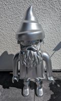 Playmobil Gartenzwerg Figur Deko XL 65 cm silber-matt Unikat Hessen - Hanau Vorschau