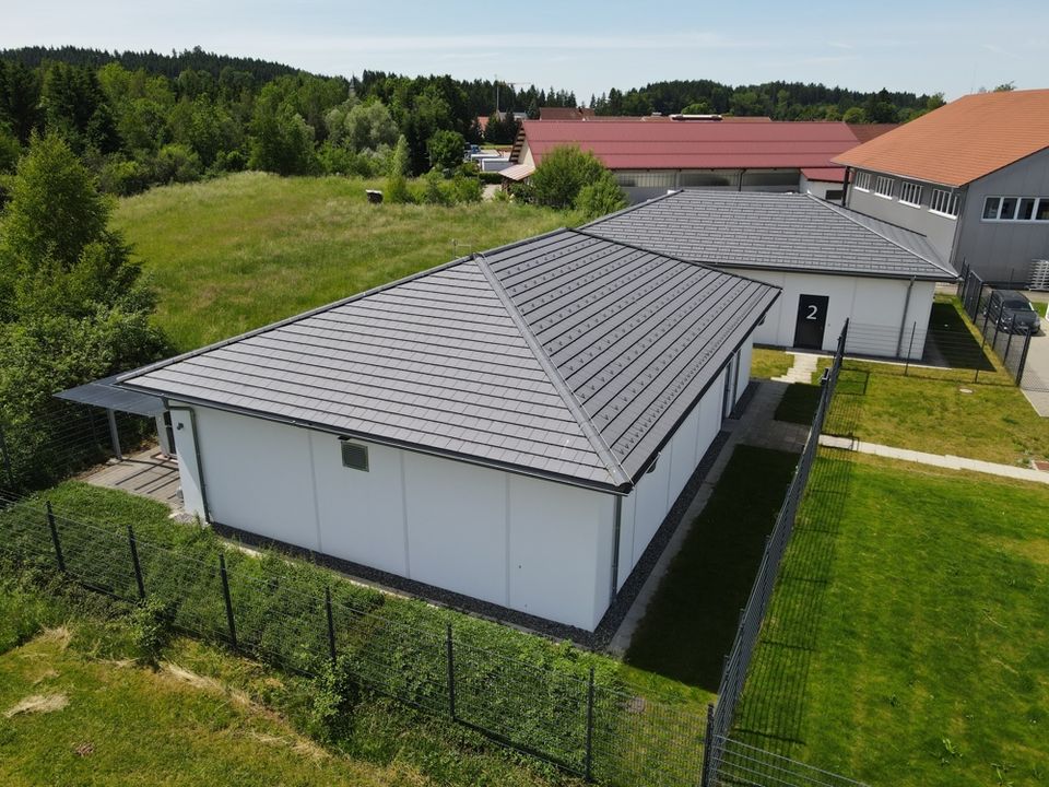 Zukunftsträchtiges Investment: Modernes Rechenzentrum in Ortsrandlage von Waldburg in Waldburg