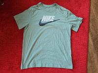 TShirt Nike Herren Größe L Sachsen - Seidnitz Vorschau