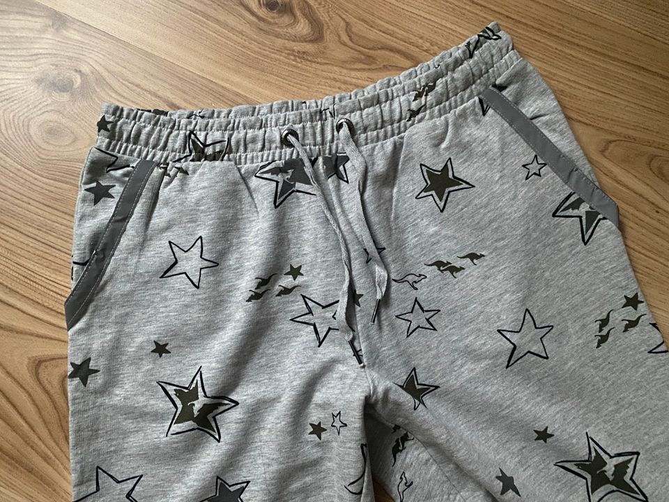 KangaROOS Hose Jogginghose Gr. 38 Sterne Grau NEU in Biebergemünd