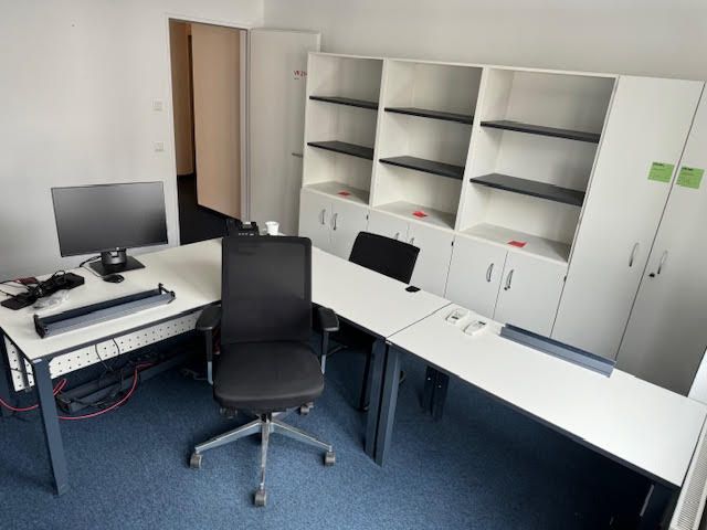 Räumungsverkauf Stühle Bürostühle Besucherstühle Drehstühle in Frankfurt am Main