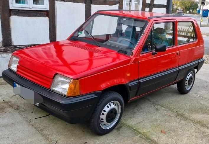 Abbildung des Autos Seat Marbella, wie Fiat …