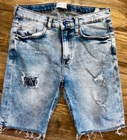 Jeans Shorts/kurze Hose von Zara Gr.152 super Zustand Berlin - Köpenick Vorschau