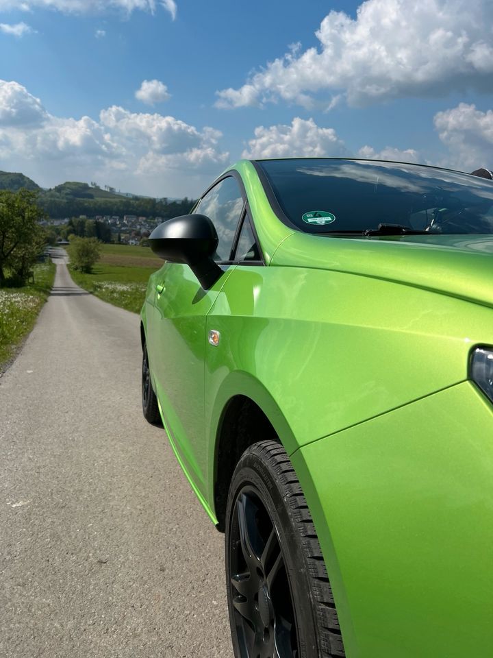 Seat Ibiza 6j 1.4 , Baujahr 2013, Top-Zustand in Meschede