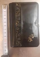 Kleine antike Bibel mit goldenen Seitenrändern Hessen - Offenbach Vorschau