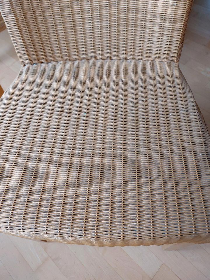 Tisch Kiefer massiv  6 Loom Chairs in Gladbeck