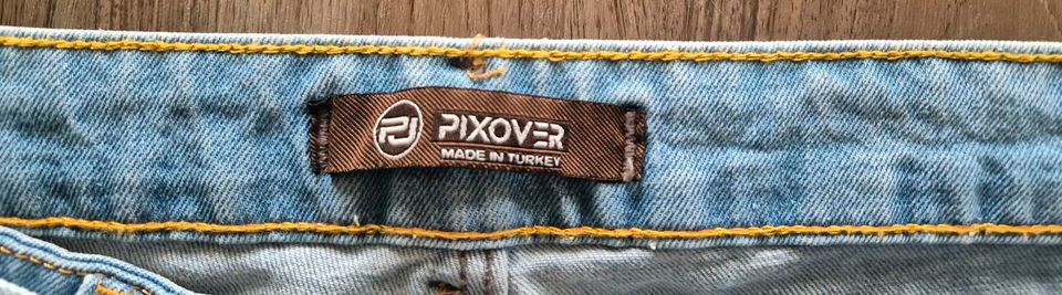 Neue sehr schöne Hose von Pixover in Dietmannsried