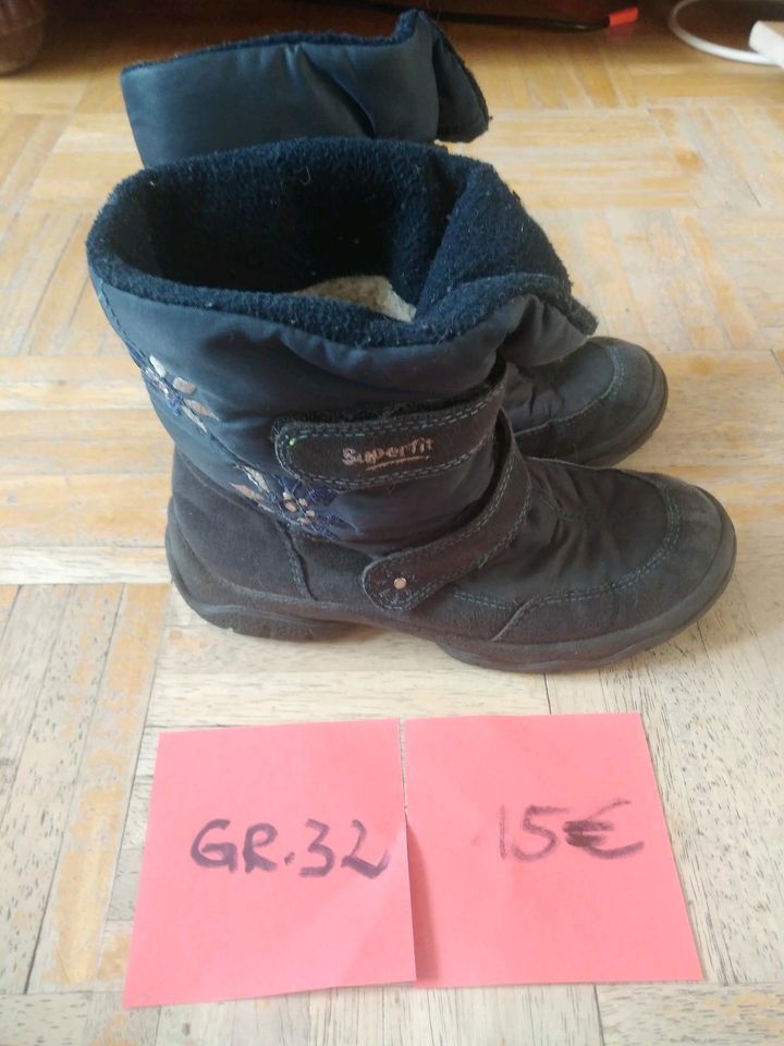 Schuhe größe 32/33 abzugeben!!! in Berlin