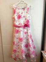 Festkleid Sommer weiß rosa Blumen Mödchen (Gr.170) Essen - Essen-Stadtmitte Vorschau