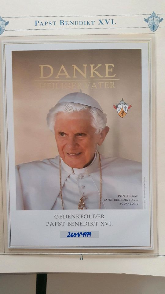 Sammlung Papst Benedikt XVI.-Versandkostenfrei in Berlin