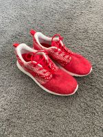 Nike Sneaker Gr.: 37,5 rot Brandenburg - Bernau Vorschau