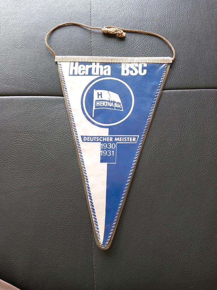 Hertha BSC Berlin Wimpel Fussballwimpel Deutscher Meister 1930 in Monschau