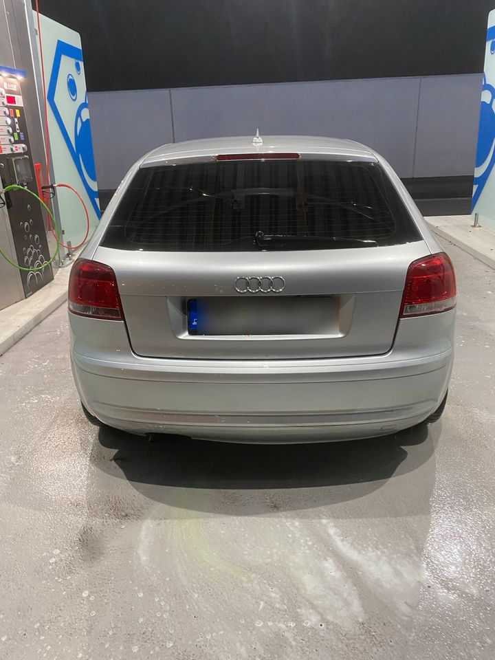 Audi A3 8P 1.9 Liter TDI Diesel Bose Leder Vollleder in Bönnigheim