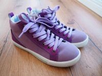 Neu, Sneaker lila glitzer Gr.34 Schnürsenkel Niedersachsen - Syke Vorschau