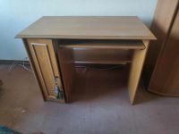 Platzsparender Schreibtisch mit ausziehbarer Ablage Sachsen - Löbau Vorschau