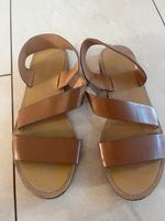 Damensandalen Pull&Bear Gr. 36 Hessen - Friedewald Vorschau