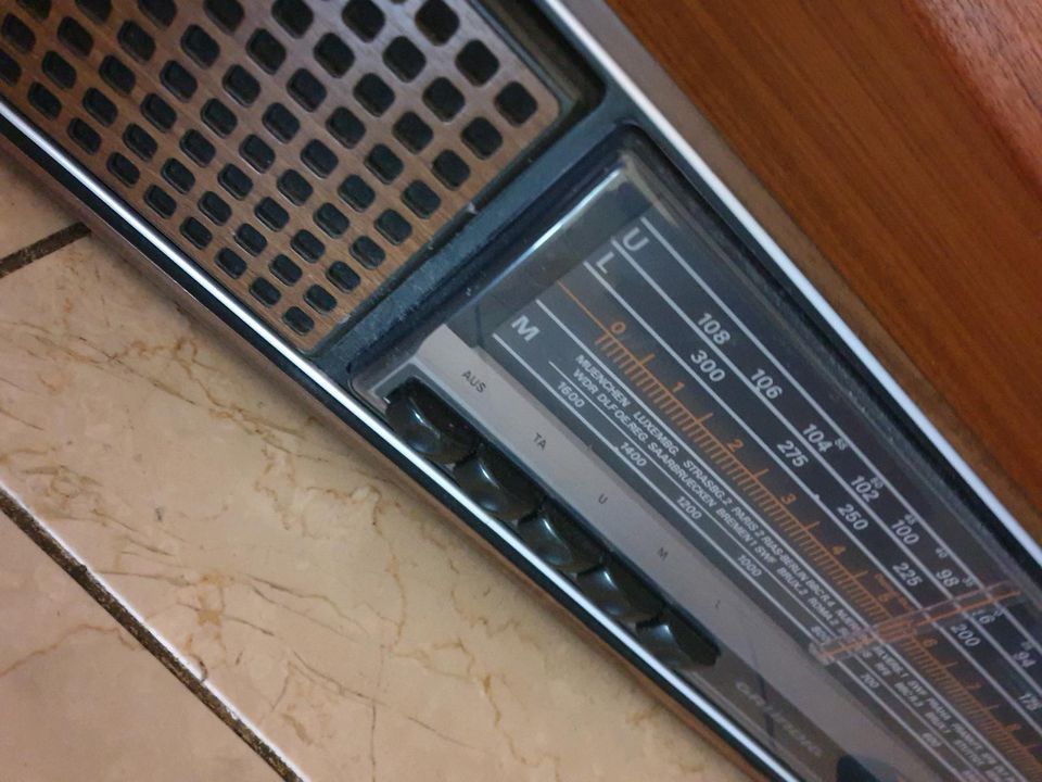 23293FS Vintage Grundig Radio voll Funktionstüchtig guter Zustand in Augsburg