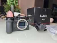 Panasonic Lumix S5 Kit mit Lumix S 20-60mm 3.5-5.6 Linse Bayern - Landshut Vorschau