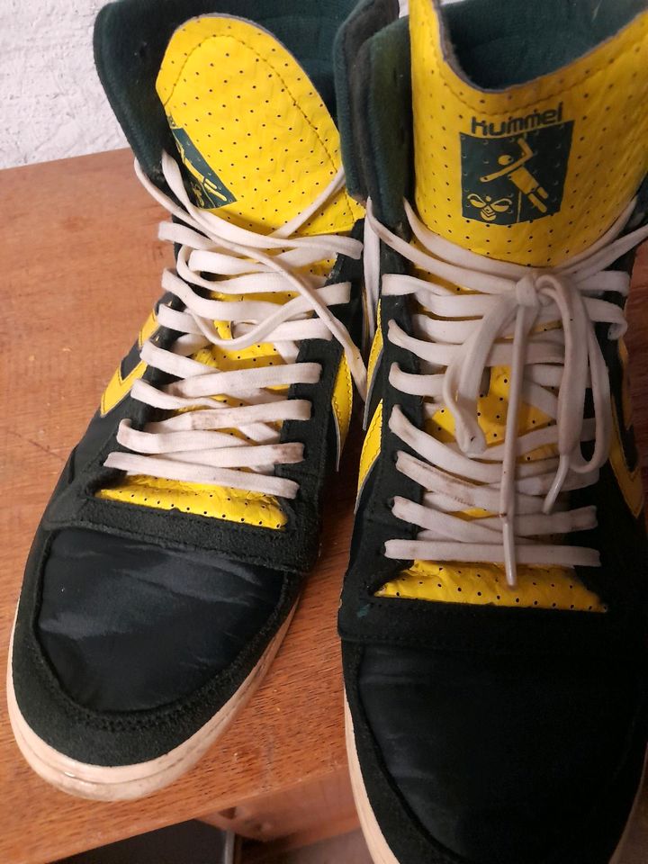 Hummel hohe Handball Schuhe coole grün gelbe Farbe alles ok Gr 44 in Köln