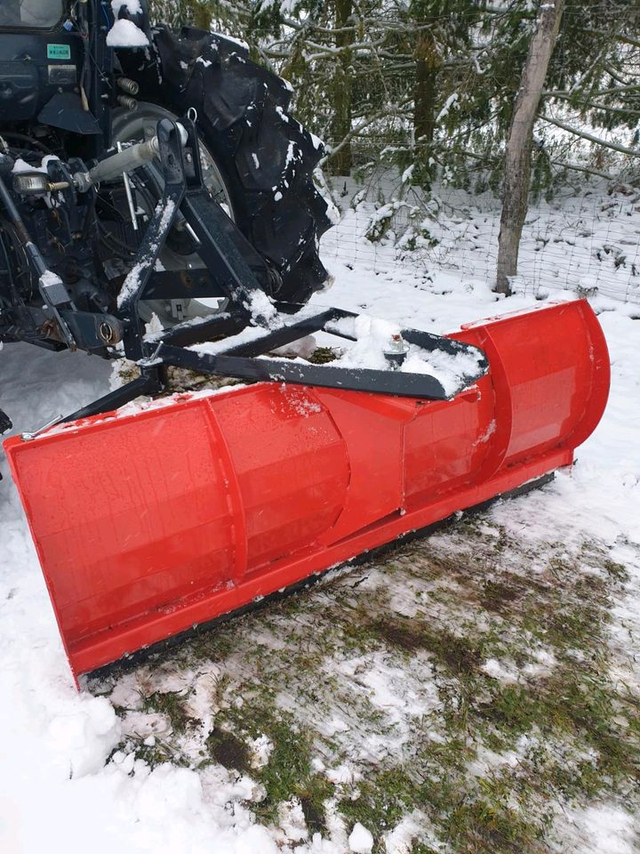 Schnee Schiebeschild heckschiebeschild traktor dreipunkt NEU in Rückersdorf