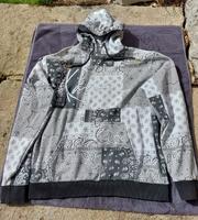 Verkaufen gebrauchten Karl Kani Signature Paisley Hoodie in Gr. M Bayern - Röhrnbach Vorschau