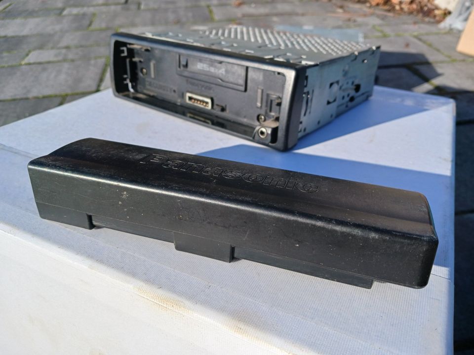 Panasonic RD 530 LEN Autoradio Radio Kassette Youngtimer in Odelzhausen