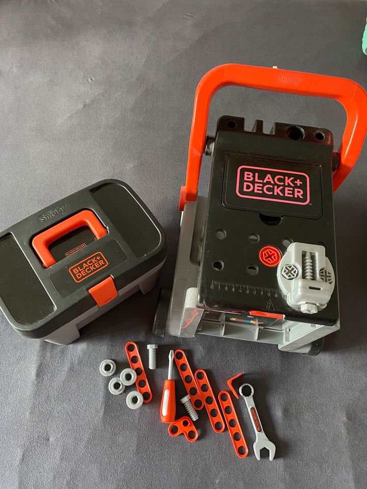 Black+Decker 3-in-1 Multi-Werkbank + Werkzeugkoffer Kinder in Kiel