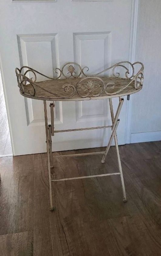 Shabby #Landhaus #Metall Tisch #creme beige #Regal in Gardelegen  