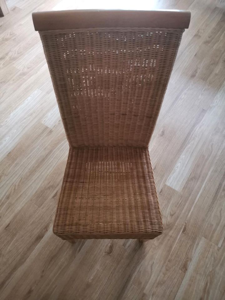 180cm×90cm  Essentisch mit 4 Stuhl in Lindenberg im Allgäu