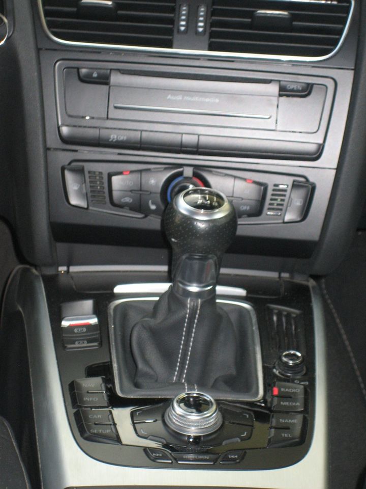 Audi A4 Avant 3.0 TDI quattro, S-Line in Steinheim