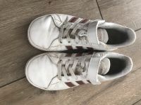 Adidas Sneakers , Streifen dunkelrose, Gr.33 München - Allach-Untermenzing Vorschau
