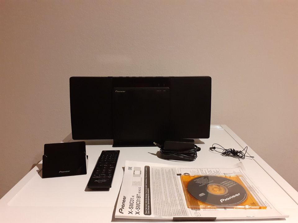 Pioneer slim micro system, CD, Radio,Fernbedienung in Düsseldorf