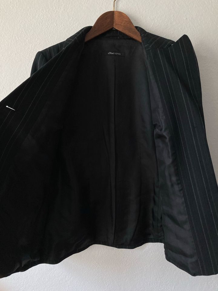 Jacket Blazer Jacke von S. Oliver schwarz Gr. 42 NEUWERTIG in München