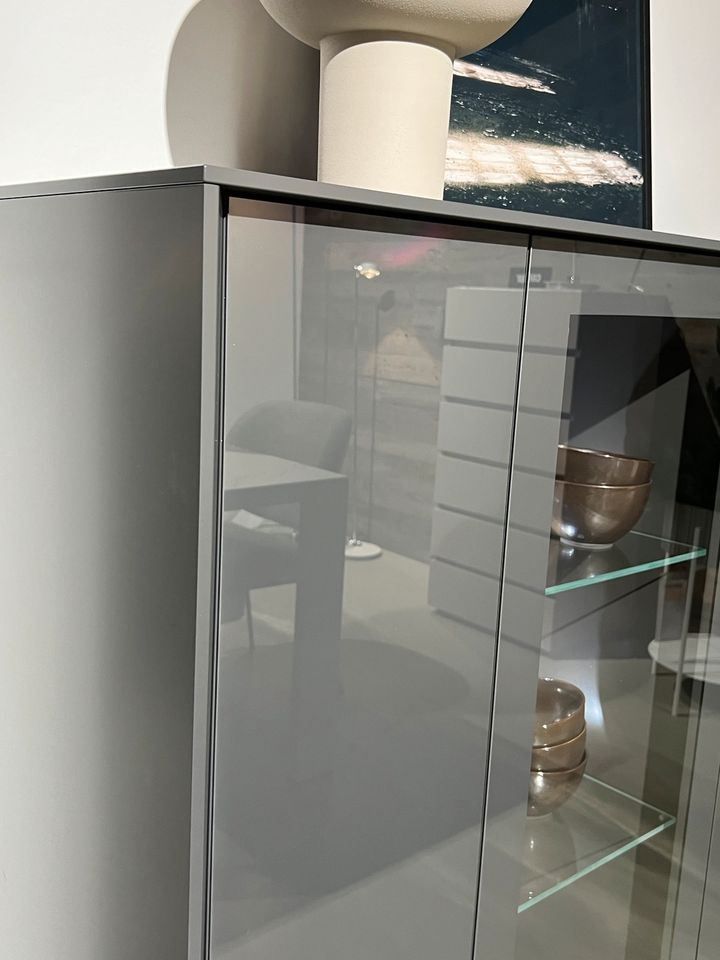 Highboard Global Wohnen Parano NEU mit Garantie Schrank grau Glas in Ingolstadt