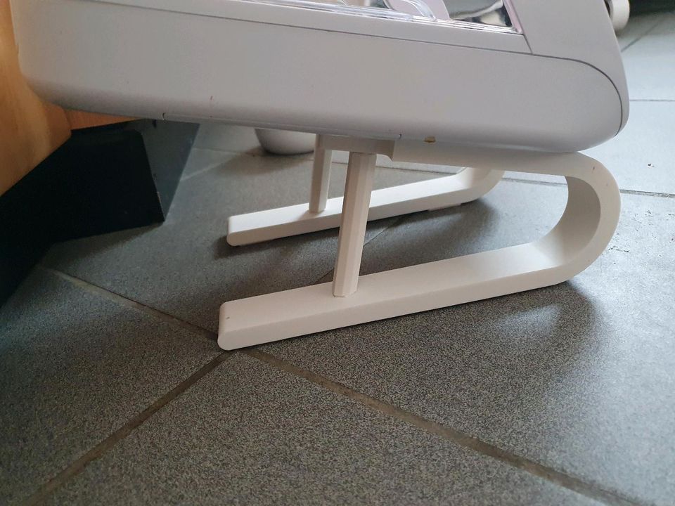 Surefeed Futterautomat  Ständer / Erhöhung 3D Druck+ 9cm in weiß in Garbsen