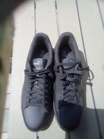 Sneaker Sportschuhe von puma, gr.44 neu, schwarz Lüneburger Heide - Neuenkirchen Vorschau