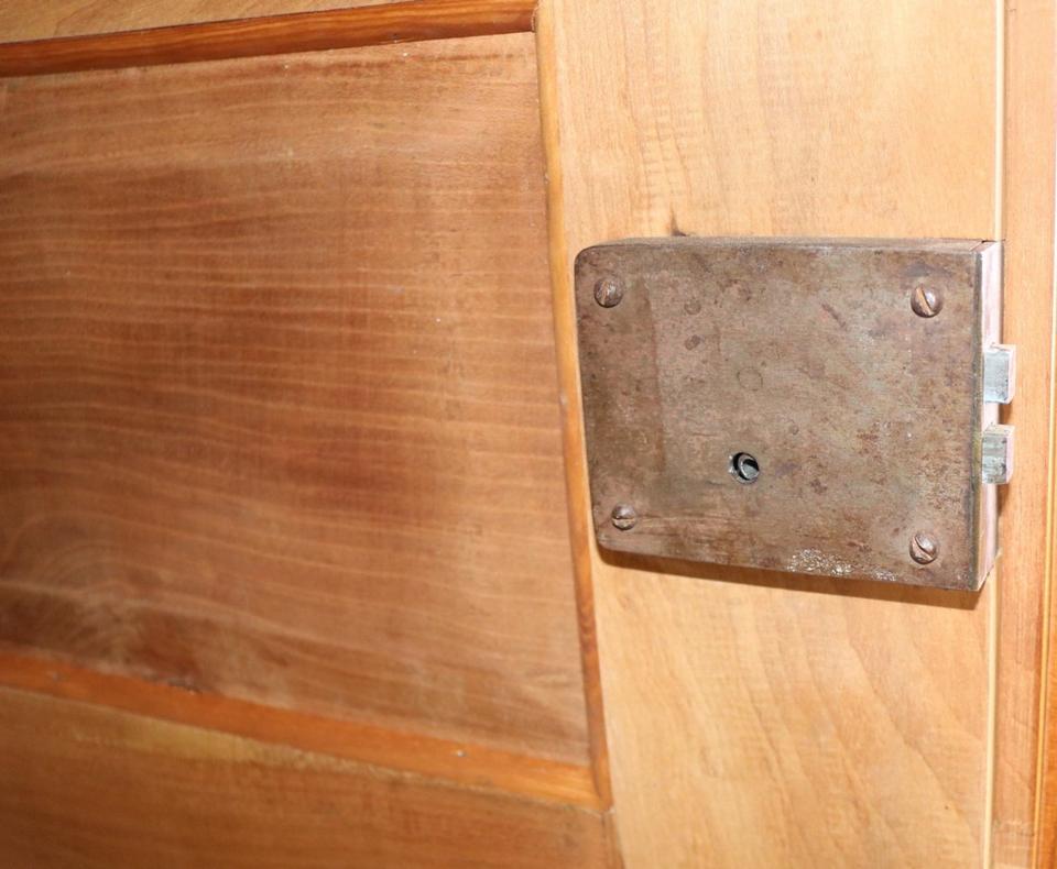 Toller antiker Kirschbaum Schrank Biedermeier um 1860  #12515 in Walldorf
