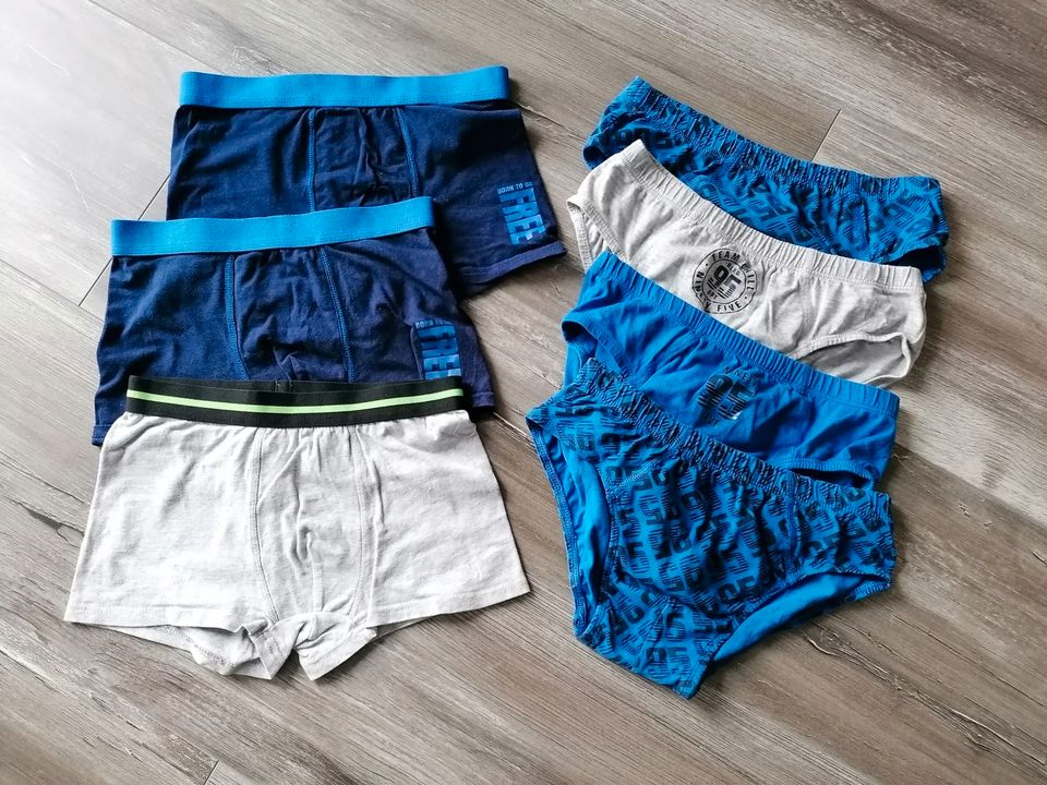 3x Boxershorts/Retropants und 4x Slip Gr. 146/152 in Bitterfeld