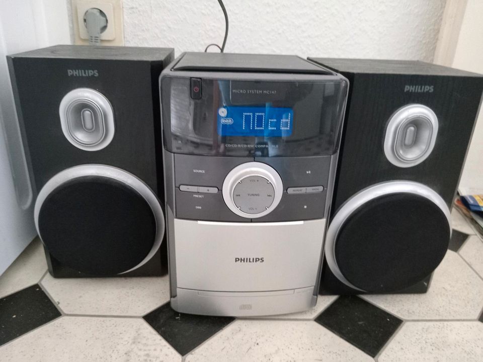 Radio CD Player philips neuwertig in Düsseldorf