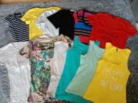 12 Damen T-Shirts/Tops, Gr.36/38(S/M), Sommer Bekleidungspaket Hessen - Friedrichsdorf Vorschau