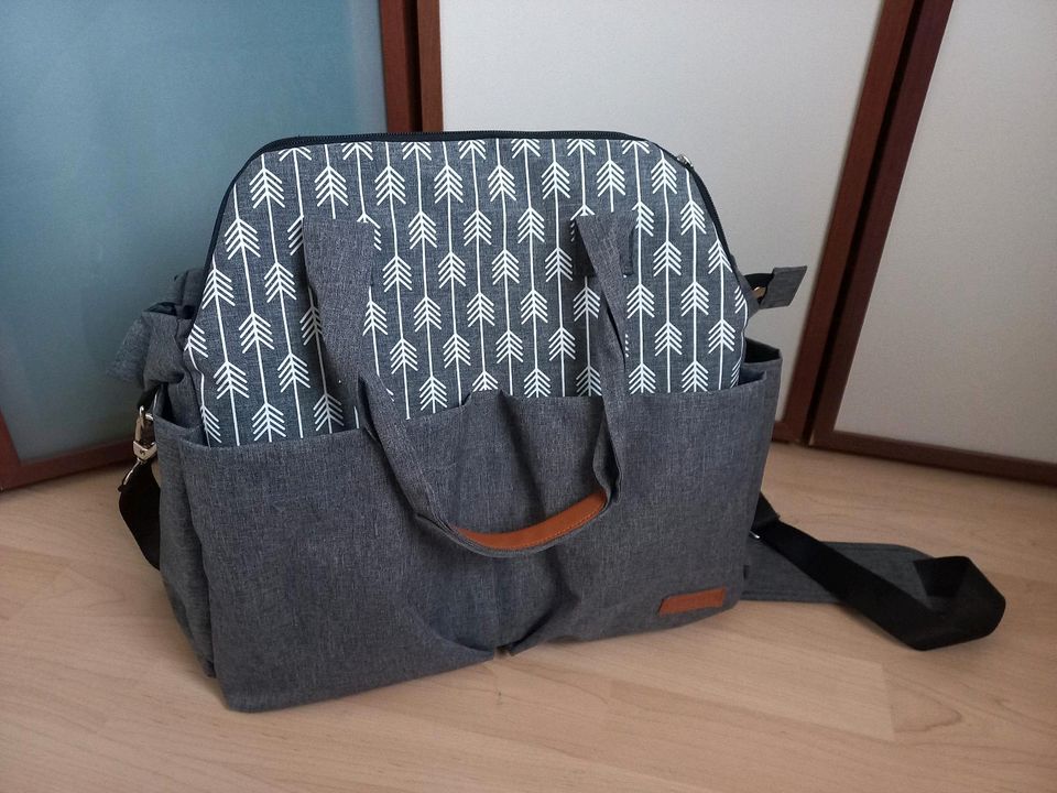 Wickeltasche LekeBaby grau top Zustand in Syrau