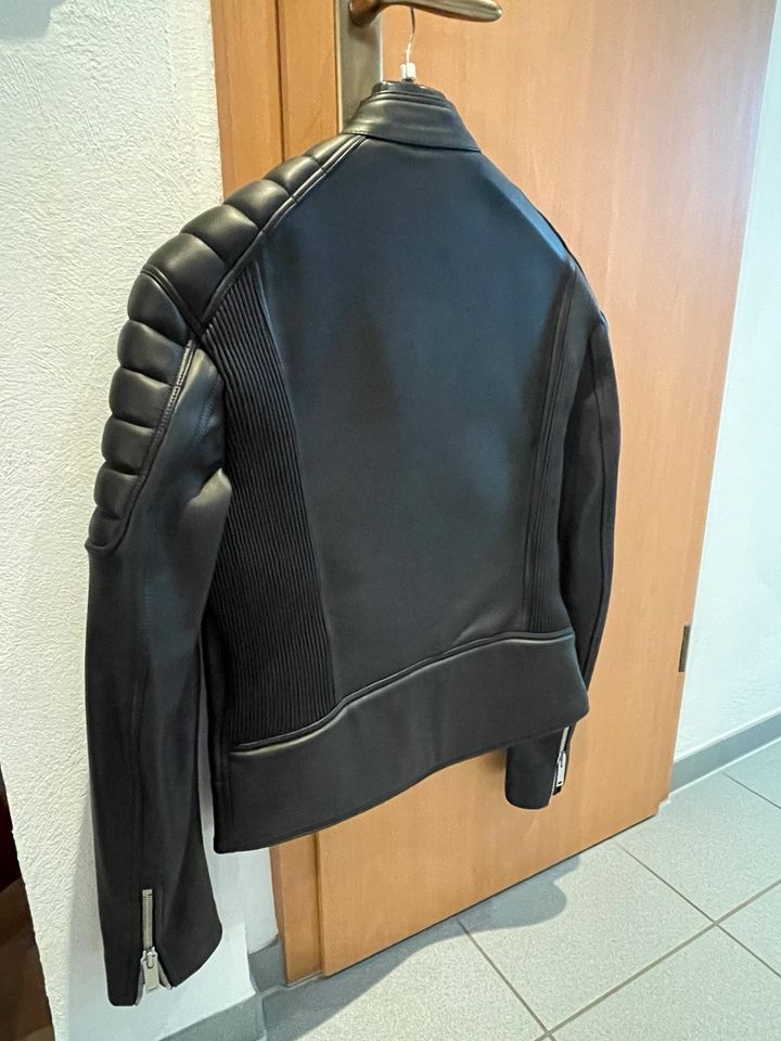 Lederjacke von Sandro in Gründau