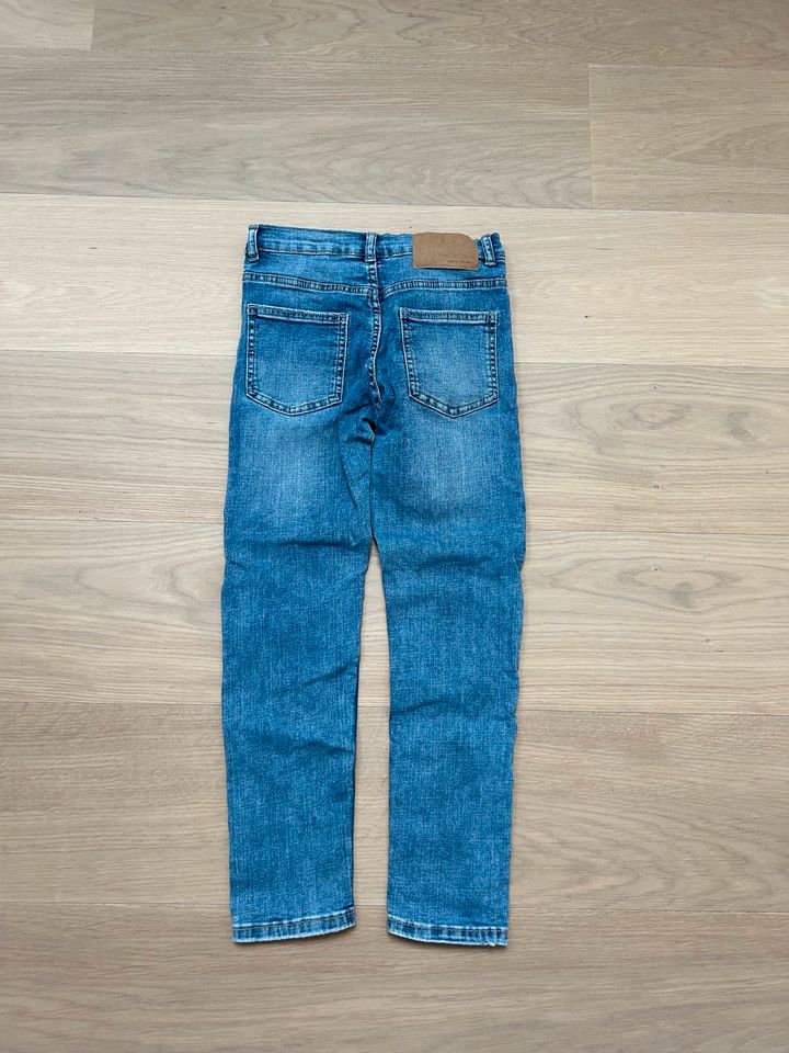 ZARA 140 neue Jeans Hose H&M Vertbaudet Mango C&A Next in Korschenbroich