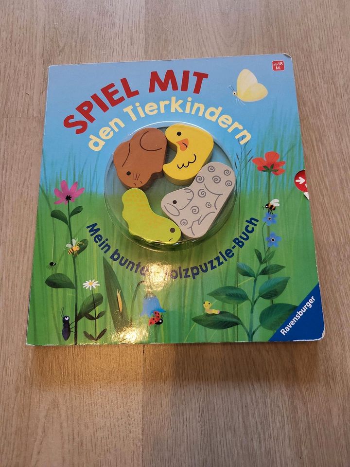 Kleinkind Buch mit Holztieren Ravensburger in Hamburg