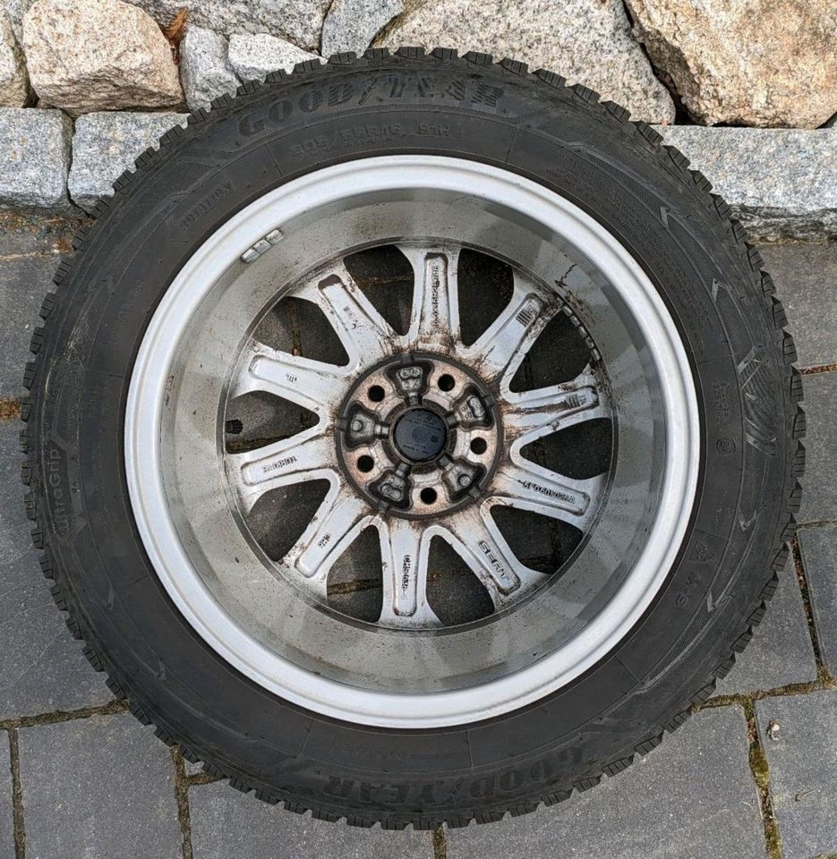 Winterreifen 205 55 R16H Winterräder Goodyear Seat Leon Alufelgen in Treuen