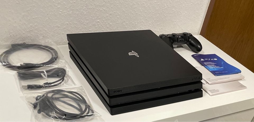 Playstation 4 Pro,1TB SSD|NEUWERTIG|neue Version|+2 Spiele|PS4Pro in Viersen